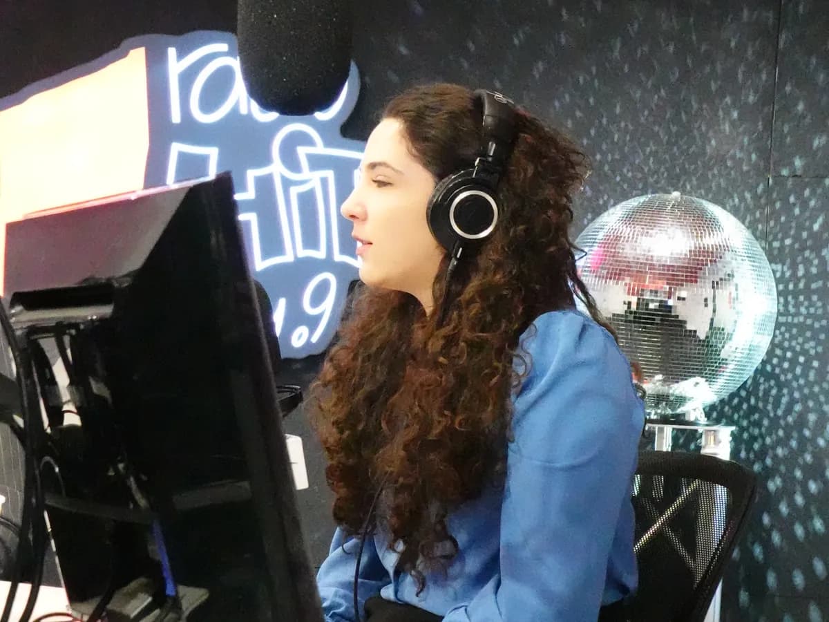 Paula Pricope invitată la Radio Hit